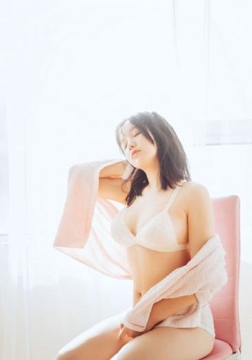 丰满的大胸女朋友3在线看_高清手机免费观看完整